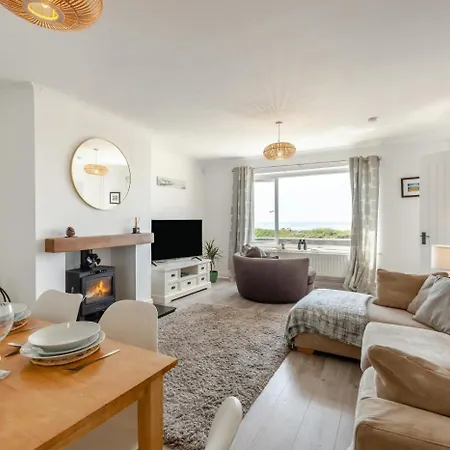 2 Bed In Coulderton Oc-s2459