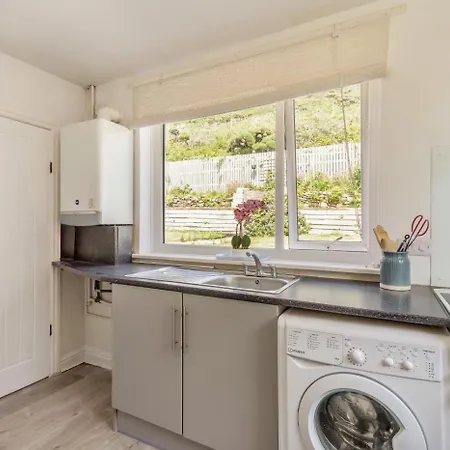 2 Bed In Coulderton Oc-s2459 * Caulderton
