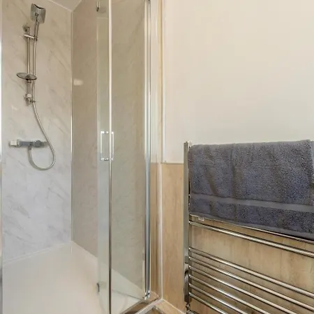 2 Bed In Coulderton Oc-s2459 Caulderton